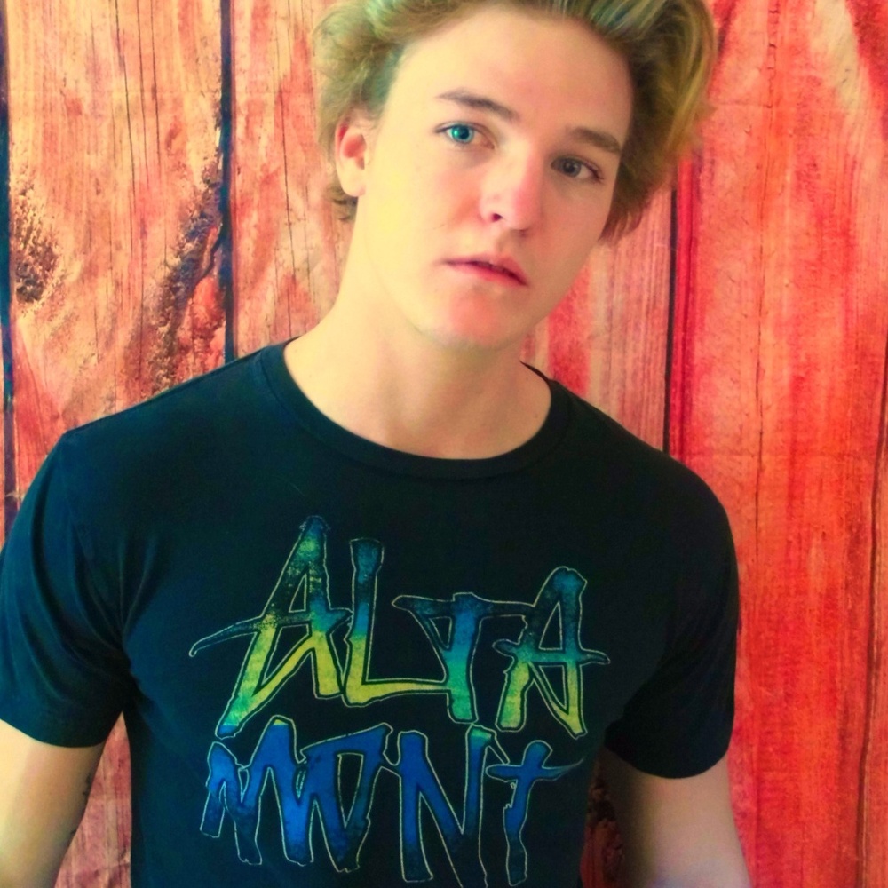 ALTAMONT Designer Black 100% Cotton Size S T-Shirt